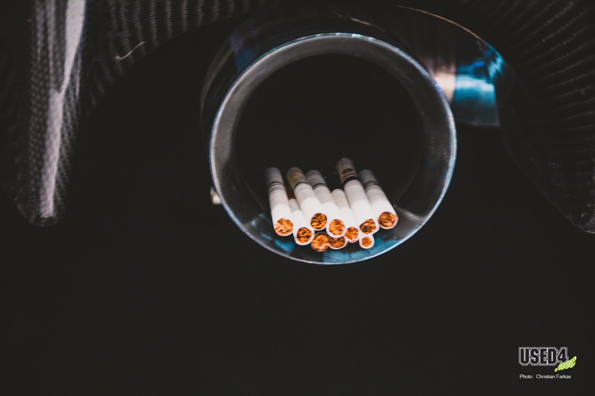 Ein trend ihrer Community. Zigaretten bringen